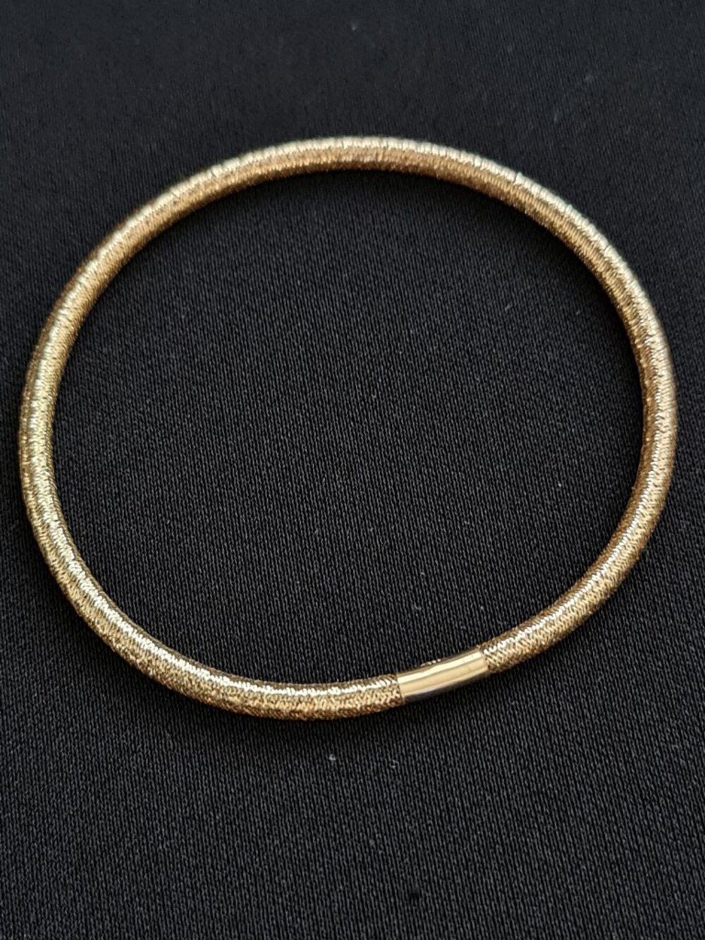18k Gold Bracelet - round style mesh